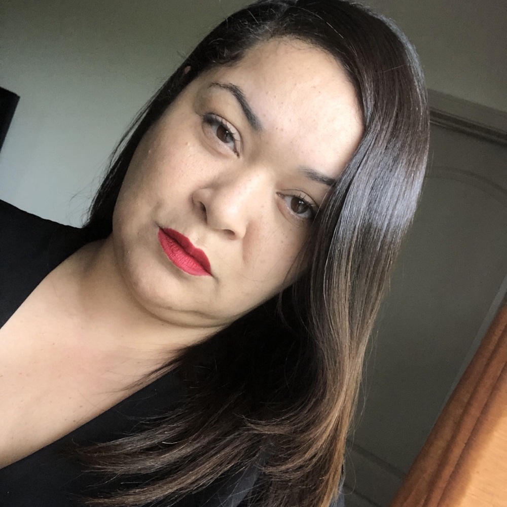 Meet your Posher, Dana